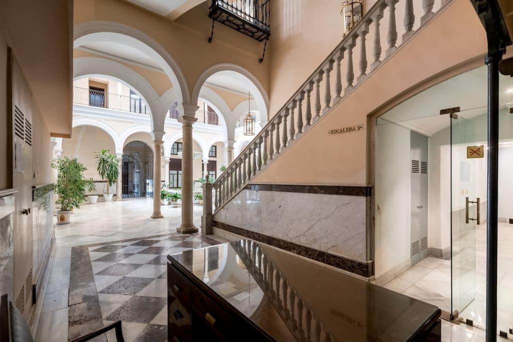 Apartamentos Rg, San Vicente 22 Σεβίλλη Εξωτερικό φωτογραφία