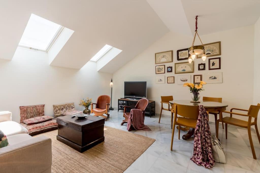 Apartamentos Rg, San Vicente 22 Σεβίλλη Εξωτερικό φωτογραφία