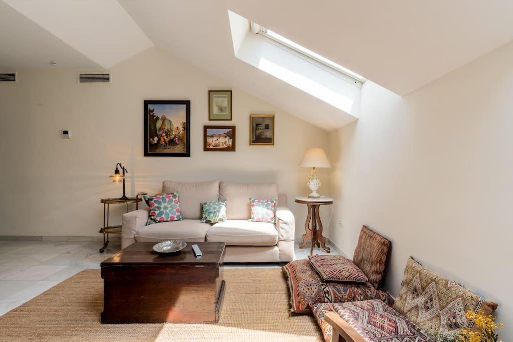 Apartamentos Rg, San Vicente 22 Σεβίλλη Εξωτερικό φωτογραφία